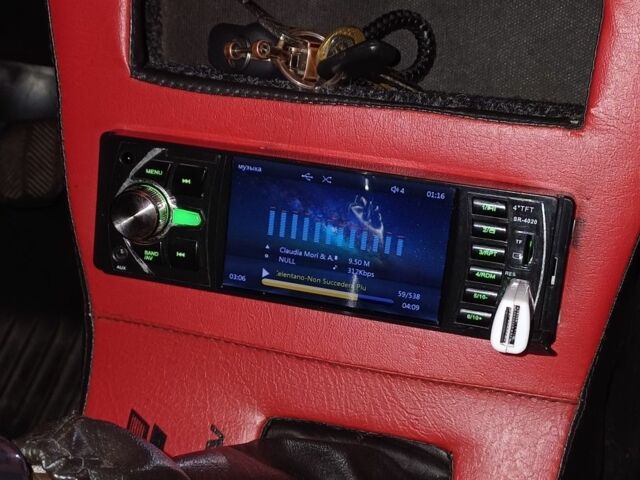 Оранжевый ВАЗ 2101, объемом двигателя 1 л и пробегом 68 тыс. км за 683 $, фото 1 на Automoto.ua