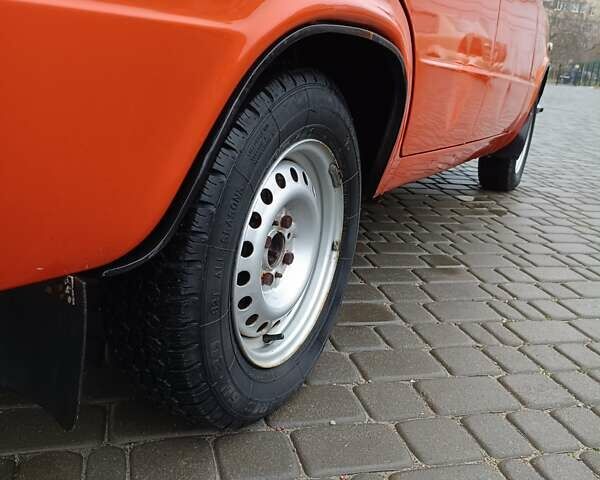 Помаранчевий ВАЗ 2101, об'ємом двигуна 1.2 л та пробігом 300 тис. км за 750 $, фото 5 на Automoto.ua