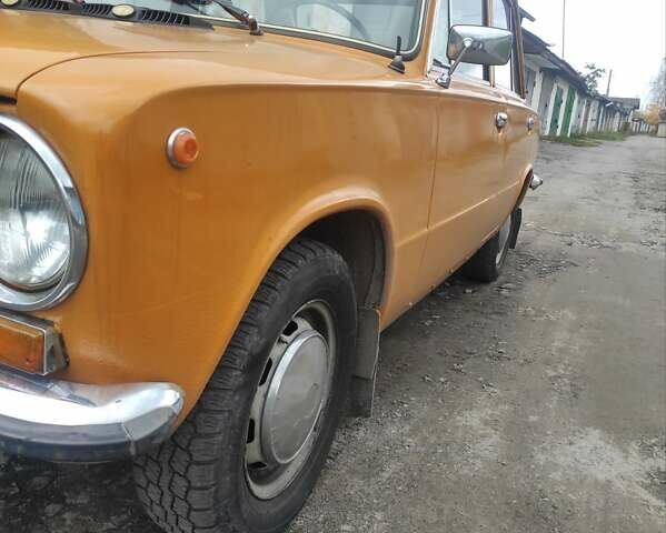 Помаранчевий ВАЗ 2101, об'ємом двигуна 0 л та пробігом 120 тис. км за 1500 $, фото 4 на Automoto.ua