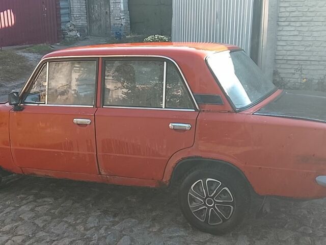 Оранжевый ВАЗ 2101, объемом двигателя 0 л и пробегом 200 тыс. км за 360 $, фото 1 на Automoto.ua