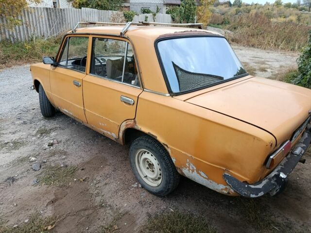 Оранжевый ВАЗ 2101, объемом двигателя 1.3 л и пробегом 120 тыс. км за 300 $, фото 6 на Automoto.ua