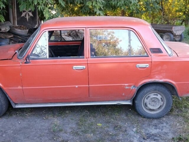 Оранжевый ВАЗ 2101, объемом двигателя 0 л и пробегом 170 тыс. км за 428 $, фото 3 на Automoto.ua