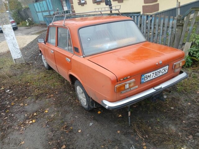 ВАЗ 2101 1987 в Глухове на Automoto.ua Оранжевый ВАЗ 2101, объемом двигателя 0 л и пробегом 62 тыс. км за 700 $, фото 1 на Automoto.ua