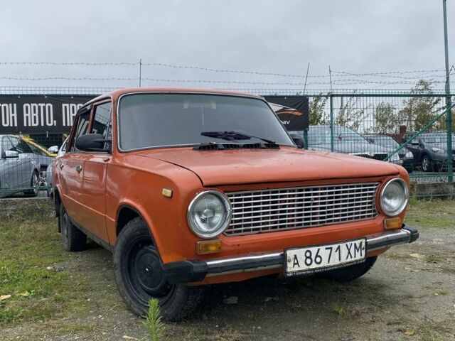 Помаранчевий ВАЗ 2101, об'ємом двигуна 1.3 л та пробігом 333 тис. км за 800 $, фото 3 на Automoto.ua