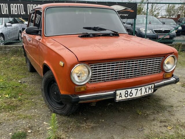 Помаранчевий ВАЗ 2101, об'ємом двигуна 1.3 л та пробігом 333 тис. км за 800 $, фото 1 на Automoto.ua
