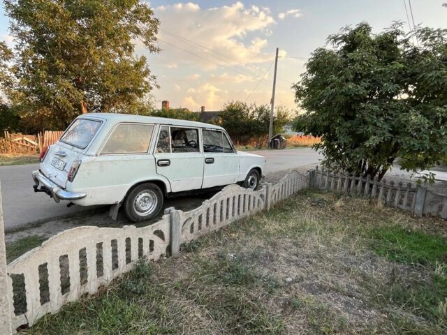 Белый ВАЗ 2102, объемом двигателя 8 л и пробегом 55 тыс. км за 267 $, фото 3 на Automoto.ua