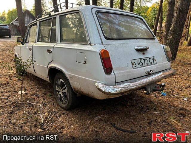 Белый ВАЗ 2102, объемом двигателя 1.3 л и пробегом 123 тыс. км за 350 $, фото 2 на Automoto.ua