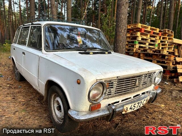 Белый ВАЗ 2102, объемом двигателя 1.3 л и пробегом 123 тыс. км за 350 $, фото 1 на Automoto.ua