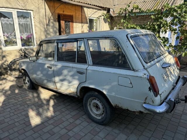 Белый ВАЗ 2102, объемом двигателя 1.5 л и пробегом 30 тыс. км за 350 $, фото 1 на Automoto.ua