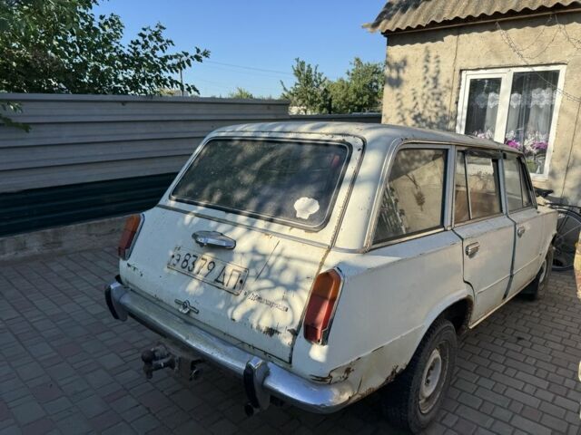 Белый ВАЗ 2102, объемом двигателя 1.5 л и пробегом 30 тыс. км за 350 $, фото 4 на Automoto.ua