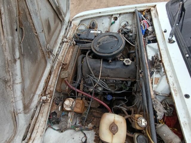 Белый ВАЗ 2102, объемом двигателя 0 л и пробегом 290 тыс. км за 548 $, фото 4 на Automoto.ua