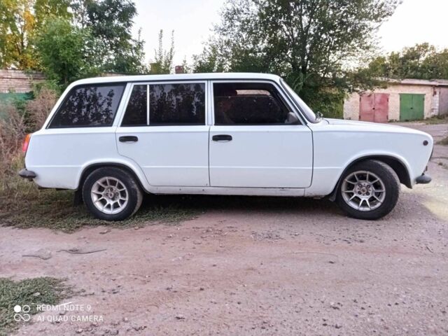 Белый ВАЗ 2102, объемом двигателя 0 л и пробегом 999 тыс. км за 900 $, фото 4 на Automoto.ua