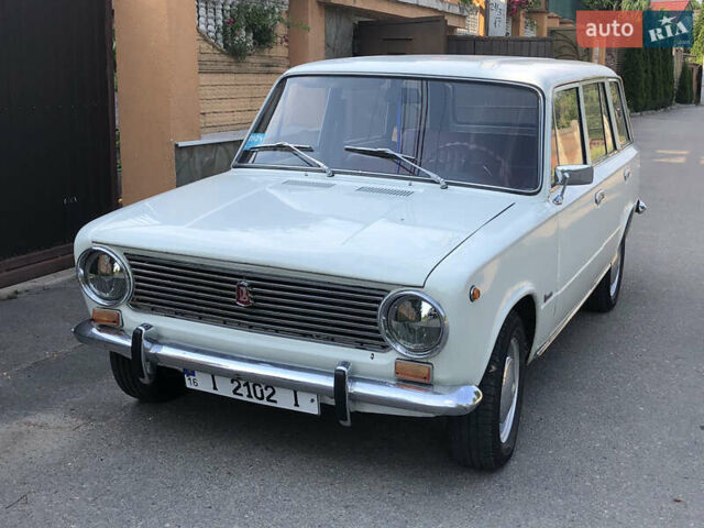Белый ВАЗ 2102, объемом двигателя 1.2 л и пробегом 61 тыс. км за 5500 $, фото 9 на Automoto.ua