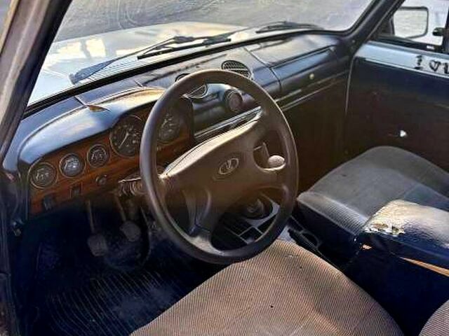 Белый ВАЗ 2102, объемом двигателя 1.6 л и пробегом 200 тыс. км за 500 $, фото 4 на Automoto.ua