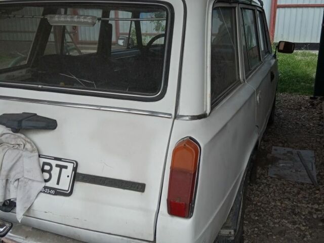 Белый ВАЗ 2102, объемом двигателя 1.2 л и пробегом 36 тыс. км за 990 $, фото 4 на Automoto.ua