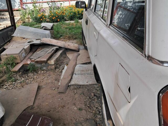 Белый ВАЗ 2102, объемом двигателя 1.2 л и пробегом 35 тыс. км за 1100 $, фото 3 на Automoto.ua