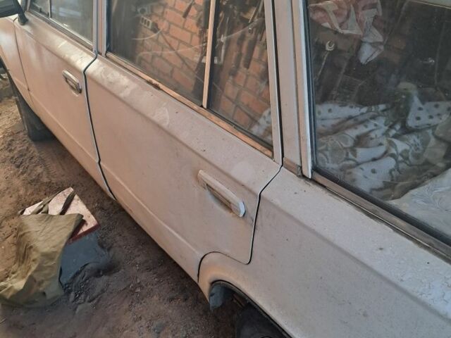 Белый ВАЗ 2102, объемом двигателя 1.2 л и пробегом 40 тыс. км за 1004 $, фото 2 на Automoto.ua