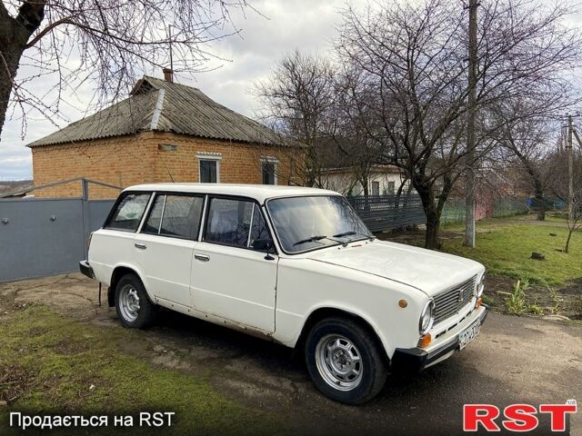 Білий ВАЗ 2102, об'ємом двигуна 1.3 л та пробігом 100 тис. км за 700 $, фото 4 на Automoto.ua