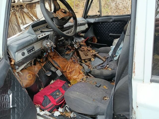 Белый ВАЗ 2102, объемом двигателя 1.1 л и пробегом 999 тыс. км за 239 $, фото 7 на Automoto.ua