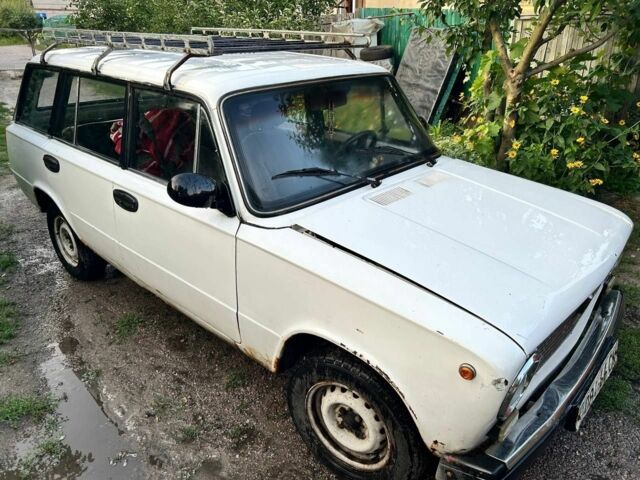 Білий ВАЗ 2102, об'ємом двигуна 0 л та пробігом 300 тис. км за 410 $, фото 4 на Automoto.ua