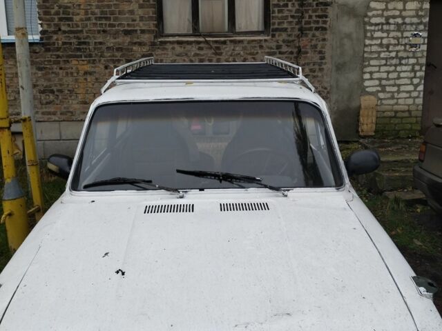 Белый ВАЗ 2102, объемом двигателя 1.2 л и пробегом 300 тыс. км за 357 $, фото 2 на Automoto.ua