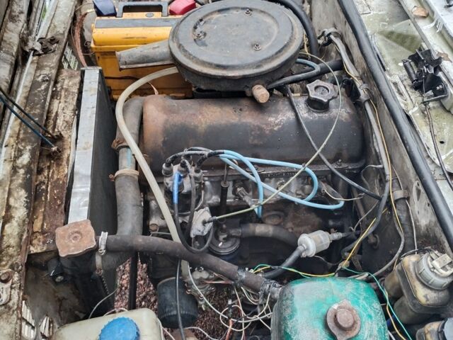 Белый ВАЗ 2102, объемом двигателя 1.2 л и пробегом 300 тыс. км за 357 $, фото 3 на Automoto.ua