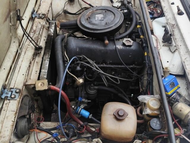 Белый ВАЗ 2102, объемом двигателя 1.5 л и пробегом 70 тыс. км за 500 $, фото 5 на Automoto.ua