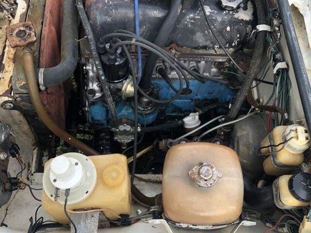 Белый ВАЗ 2102, объемом двигателя 1.2 л и пробегом 100 тыс. км за 239 $, фото 5 на Automoto.ua