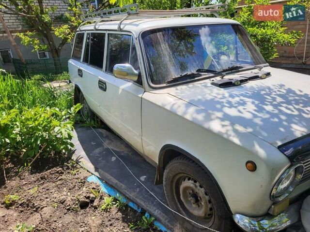 Белый ВАЗ 2102, объемом двигателя 1.6 л и пробегом 100 тыс. км за 1000 $, фото 2 на Automoto.ua