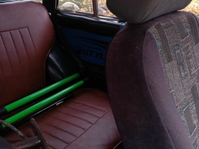 Белый ВАЗ 2102, объемом двигателя 1.2 л и пробегом 160 тыс. км за 192 $, фото 12 на Automoto.ua