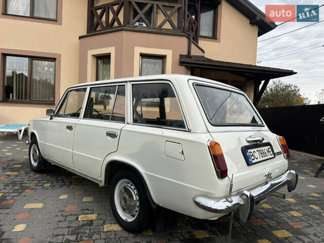 Білий ВАЗ 2102, об'ємом двигуна 1.2 л та пробігом 90 тис. км за 3900 $, фото 12 на Automoto.ua