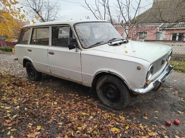 Белый ВАЗ 2102, объемом двигателя 1.7 л и пробегом 100 тыс. км за 537 $, фото 3 на Automoto.ua