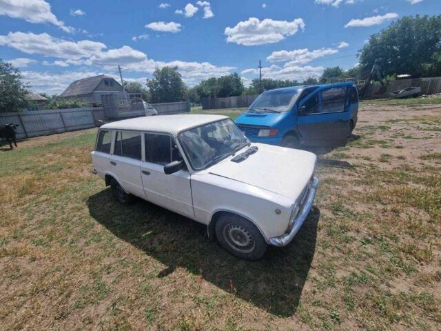 Белый ВАЗ 2102, объемом двигателя 1.3 л и пробегом 200 тыс. км за 481 $, фото 1 на Automoto.ua