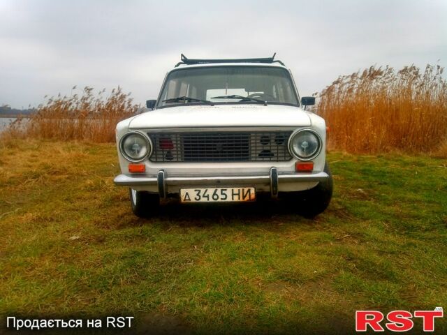Белый ВАЗ 2102, объемом двигателя 13 л и пробегом 330 тыс. км за 800 $, фото 2 на Automoto.ua