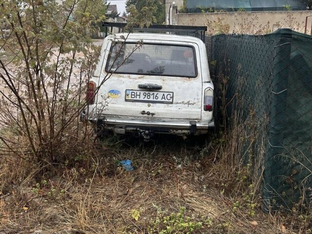 Белый ВАЗ 2102, объемом двигателя 1.5 л и пробегом 150 тыс. км за 450 $, фото 2 на Automoto.ua