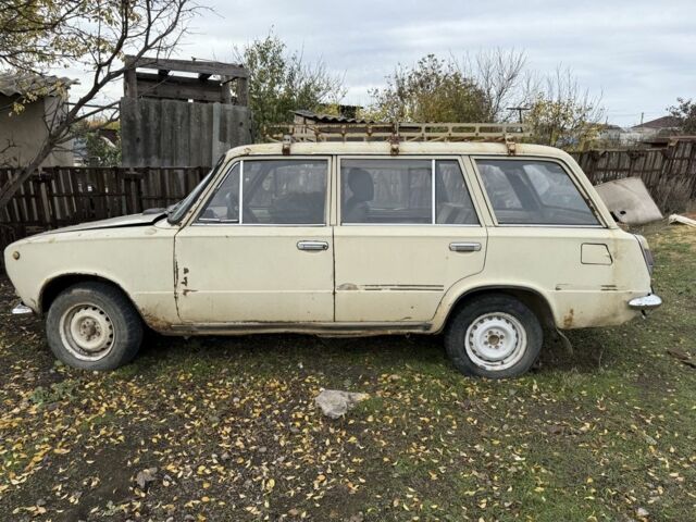 Белый ВАЗ 2102, объемом двигателя 0 л и пробегом 3 тыс. км за 475 $, фото 3 на Automoto.ua