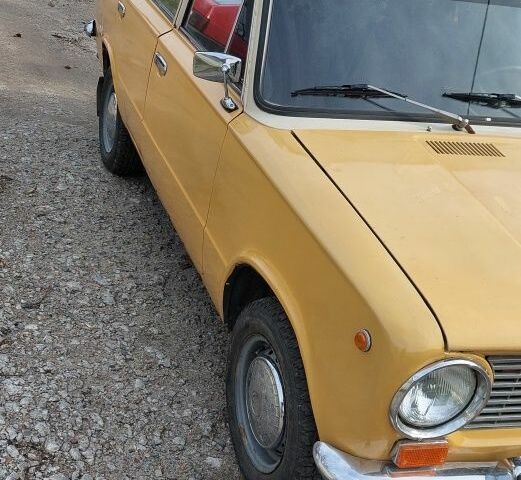 Бежевый ВАЗ 2102, объемом двигателя 1 л и пробегом 300 тыс. км за 709 $, фото 3 на Automoto.ua