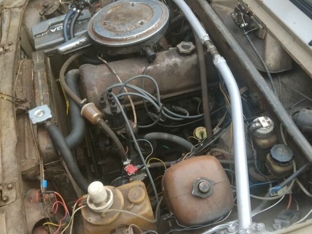 Бежевий ВАЗ 2102, об'ємом двигуна 1.2 л та пробігом 150 тис. км за 356 $, фото 5 на Automoto.ua