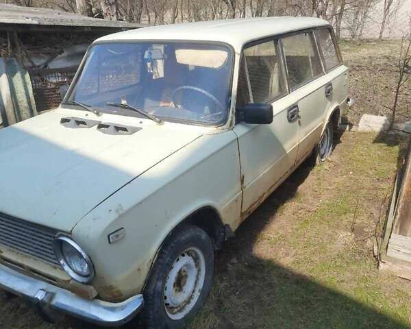 Бежевый ВАЗ 2102, объемом двигателя 1.2 л и пробегом 100 тыс. км за 249 $, фото 1 на Automoto.ua