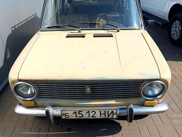 Бежевый ВАЗ 2102, объемом двигателя 1.2 л и пробегом 140 тыс. км за 500 $, фото 2 на Automoto.ua