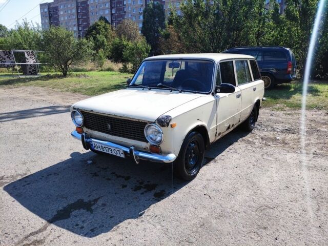 Бежевый ВАЗ 2102, объемом двигателя 1.2 л и пробегом 3 тыс. км за 591 $, фото 4 на Automoto.ua