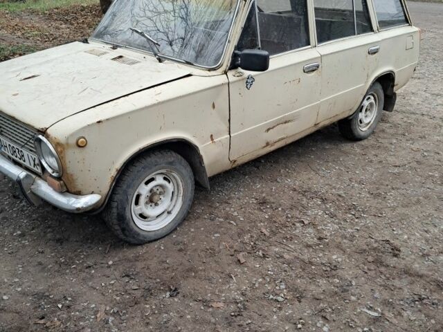 Бежевий ВАЗ 2102, об'ємом двигуна 1.2 л та пробігом 111 тис. км за 166 $, фото 1 на Automoto.ua