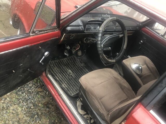 Красный ВАЗ 2102, объемом двигателя 1.3 л и пробегом 127 тыс. км за 404 $, фото 4 на Automoto.ua