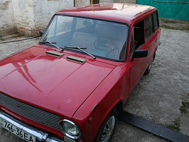 Красный ВАЗ 2102, объемом двигателя 2 л и пробегом 2 тыс. км за 40000 $, фото 1 на Automoto.ua