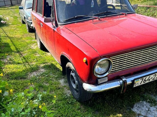Красный ВАЗ 2102, объемом двигателя 1.7 л и пробегом 96 тыс. км за 1100 $, фото 1 на Automoto.ua