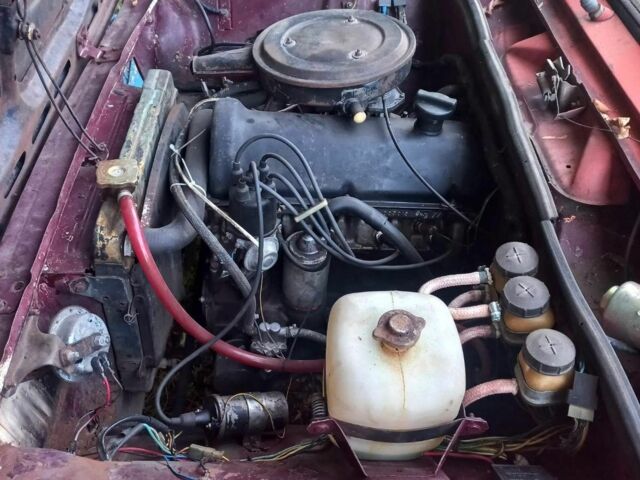 Красный ВАЗ 2102, объемом двигателя 1.2 л и пробегом 777 тыс. км за 400 $, фото 2 на Automoto.ua