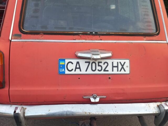 Красный ВАЗ 2102, объемом двигателя 1.2 л и пробегом 777 тыс. км за 400 $, фото 3 на Automoto.ua