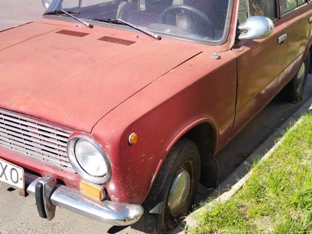 Красный ВАЗ 2102, объемом двигателя 0 л и пробегом 30 тыс. км за 713 $, фото 2 на Automoto.ua