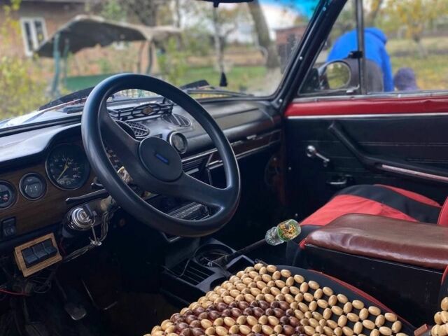 Красный ВАЗ 2102, объемом двигателя 1.3 л и пробегом 313 тыс. км за 600 $, фото 2 на Automoto.ua