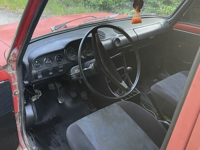 Красный ВАЗ 2102, объемом двигателя 1.5 л и пробегом 300 тыс. км за 600 $, фото 6 на Automoto.ua